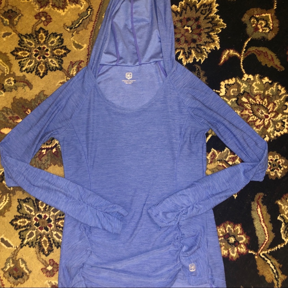 Long sleeve royal blue gym shirt, w/finger holes